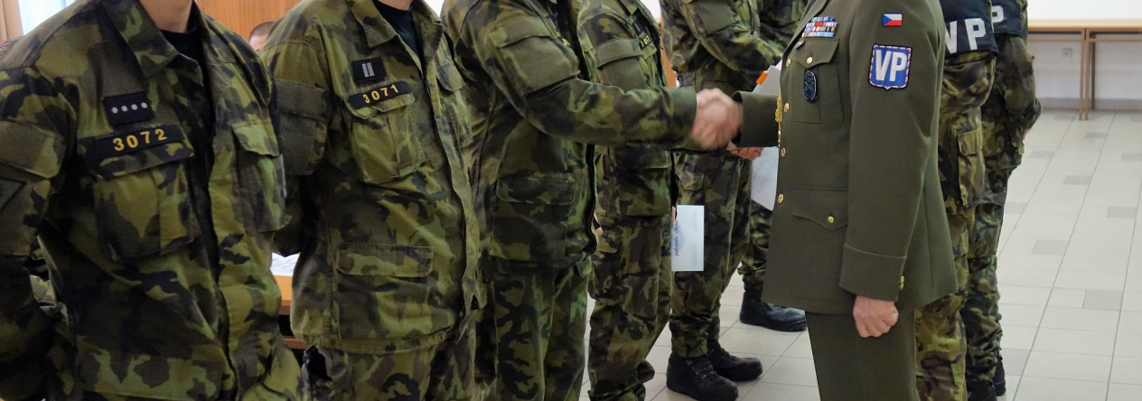 předávání osvědčení o absolvování kurzu VP