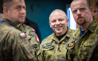  Náčelník Vojenské policie a náčelník Operačního odboru na konferenci Mnohonárodního praporu Vojenské policie NATO 