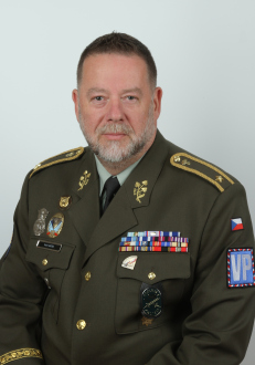 zástupce náčelníka Vojenské policie, brigádní generál Ing. Pavel Huták