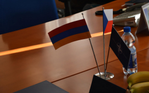 05_z_jednani_mezi_ceskou_a_armenskou_vp.jpg