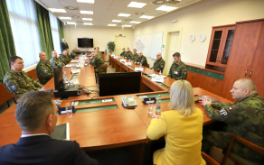 Ministryně obrany Jana Černochová na Hlavním velitelství Vojenské policie