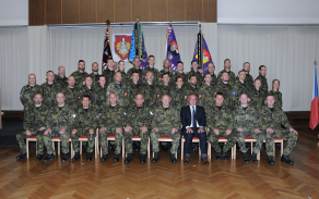 Posluchači základního odborného kurzu Vojenské policie