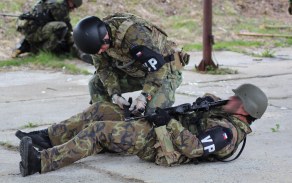 simulace střelného zranění