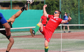 Nohejbal trojic
